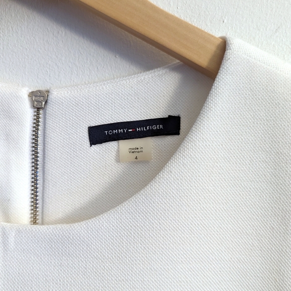 Tommy Hilfiger Color Block Dress - Picture 4 of 4